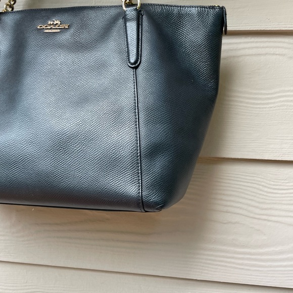 Coach Ava Chain Tote - Picture 4 of 16